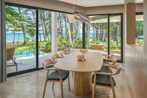 Premium bedding, down comforters, minibar, in-room safe - Le Méridien Phuket Mai Khao Beach Resort (Mai Khao)