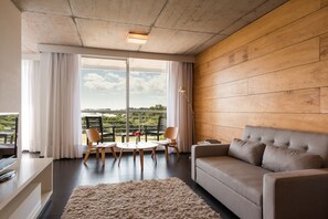 Suite, River View