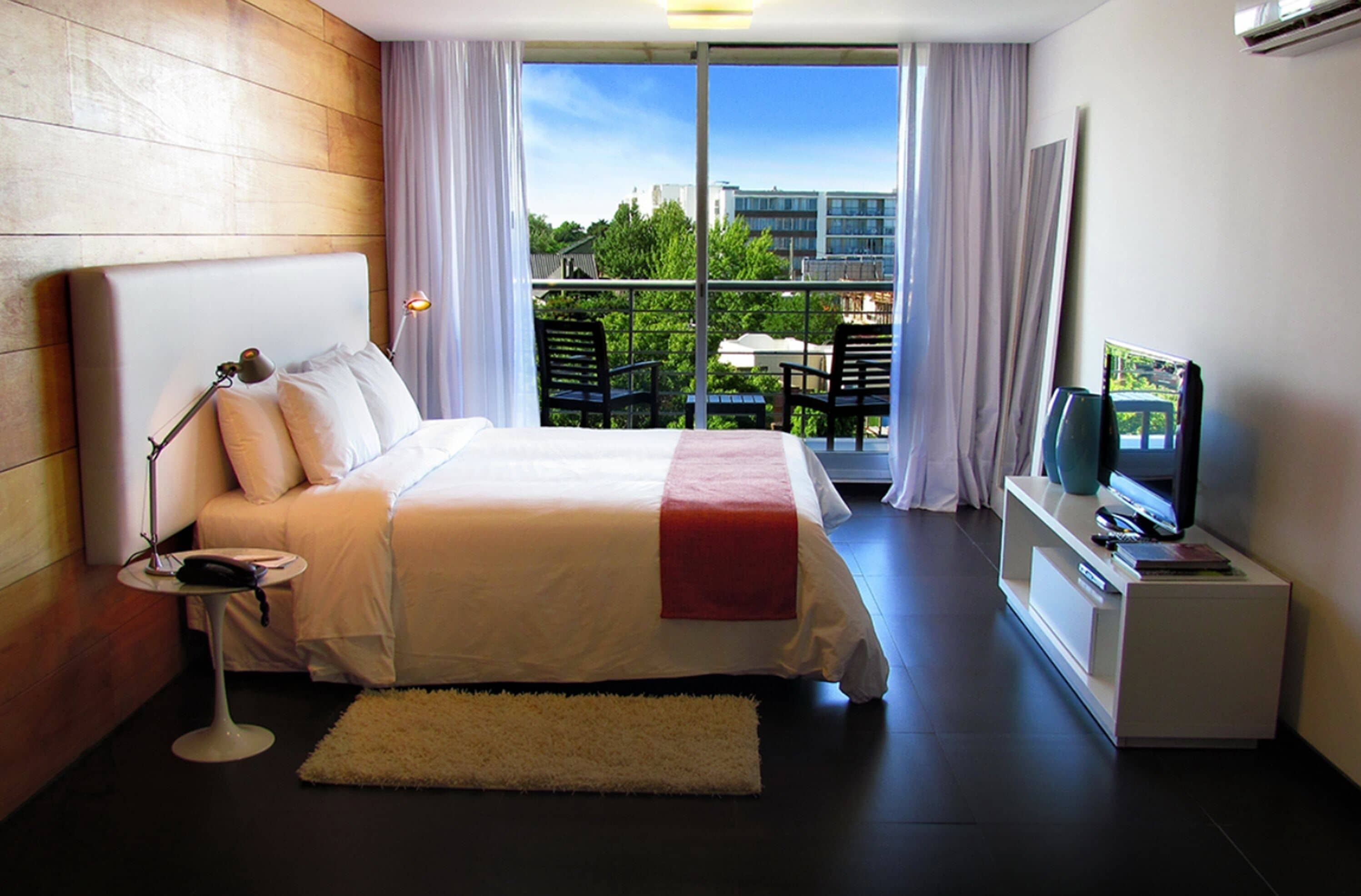 loft | minibar, in-room safe, desk, blackout curtains