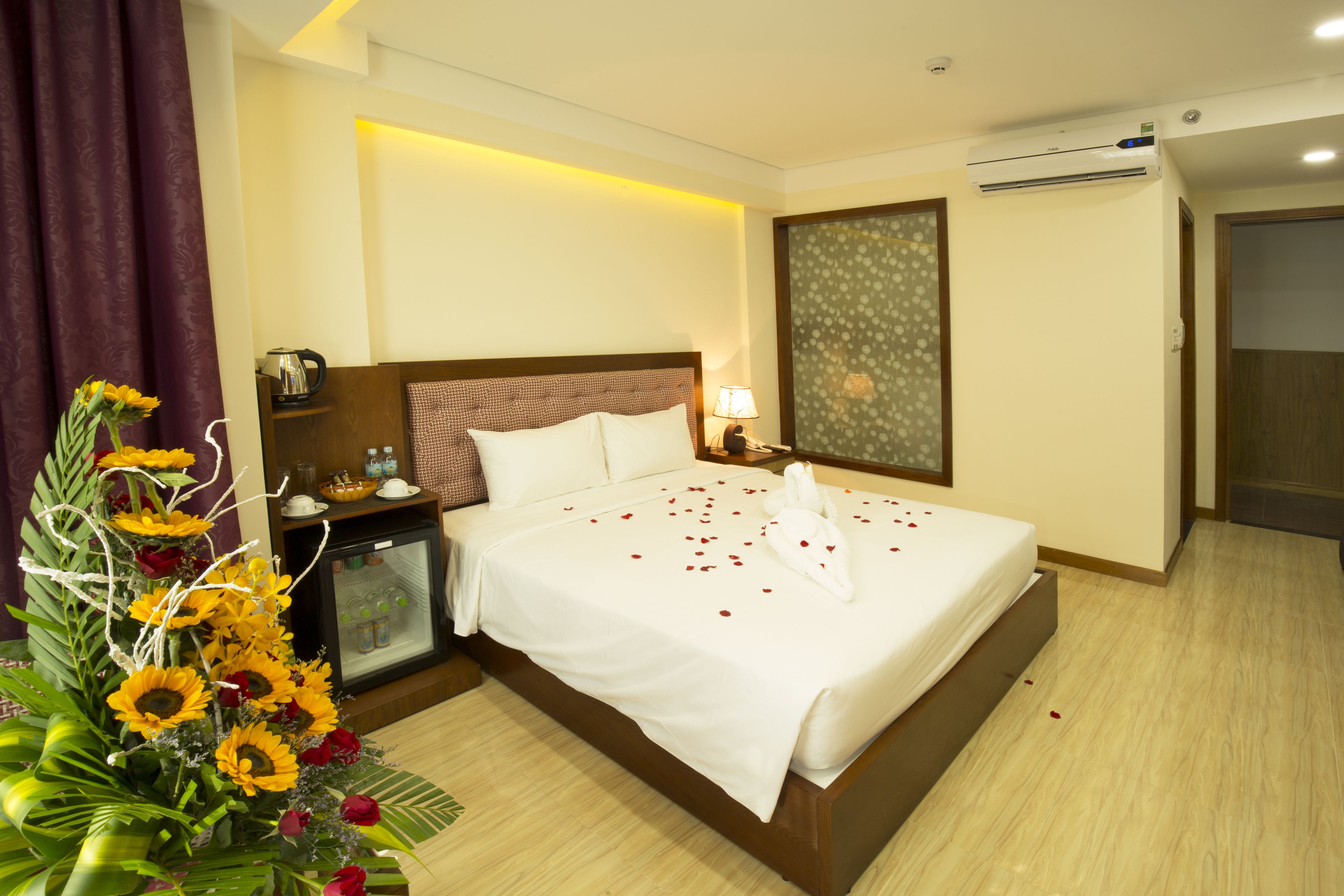 Superior Room, City View