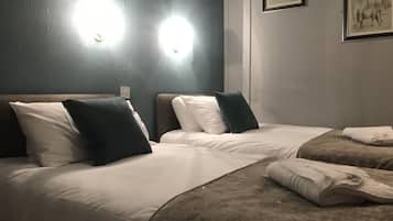 Double Room (Room above bar, can be noisy) | Iron/ironing board, bed sheets