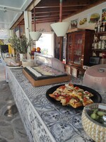 Café da manhã continental todos os dias mediante uma taxa