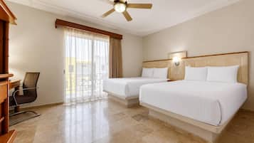 1 chambre, surmatelas, coffres-forts dans les chambres, bureau