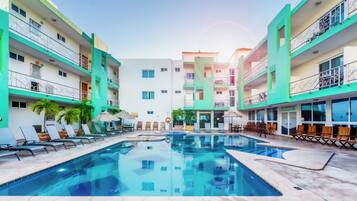 Vista frontal de la propiedad