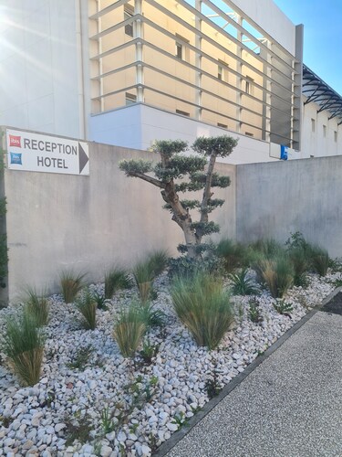 ibis Istres Trigance