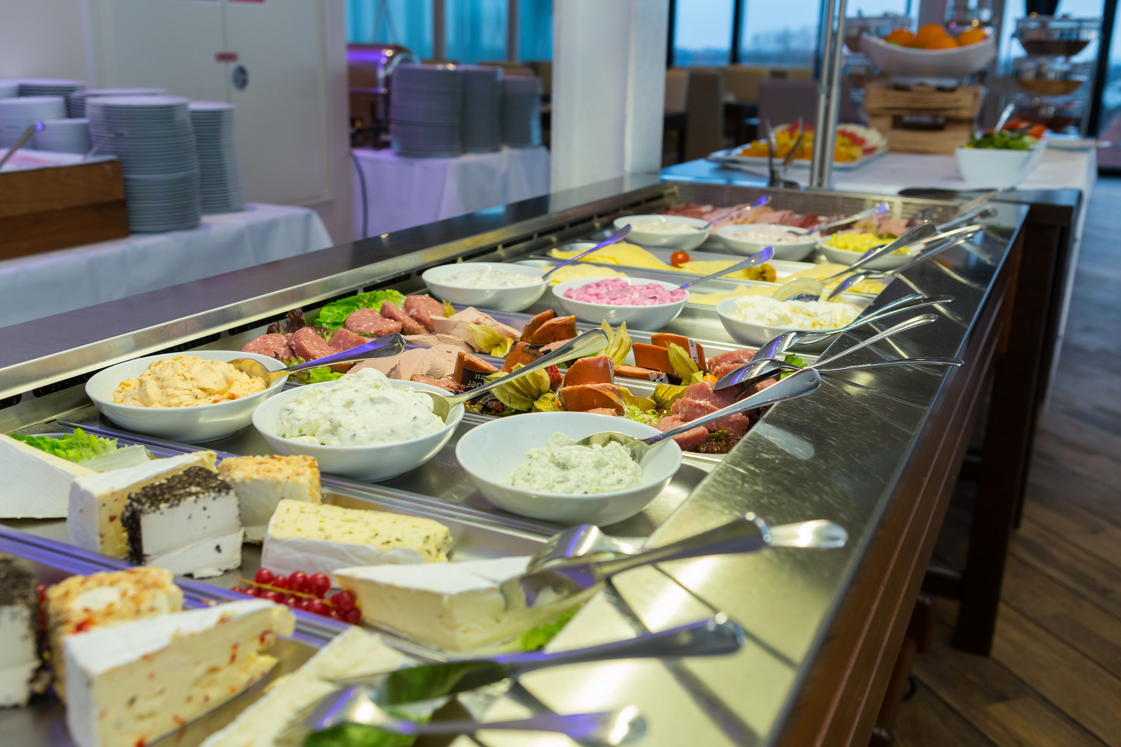 daily continental breakfast (eur 19.9 per person)