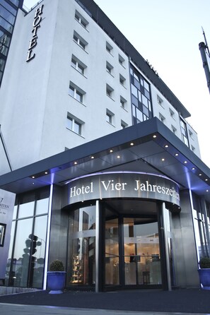 Property entrance - Hotel IV Jahreszeiten Lübeck (Lübeck)
