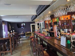 Bar (en la propiedad)