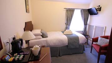 Single Room, 1 Single Bed, Ensuite | In-room safe, desk, free WiFi