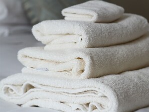 Coffre-fort, bureau, accès au Wi-Fi (inclus)