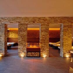 Sauna, bain à remous, hammam, soins corporels