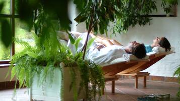 Aromaterapia, masajes de tejido profundo, masajes deportivos