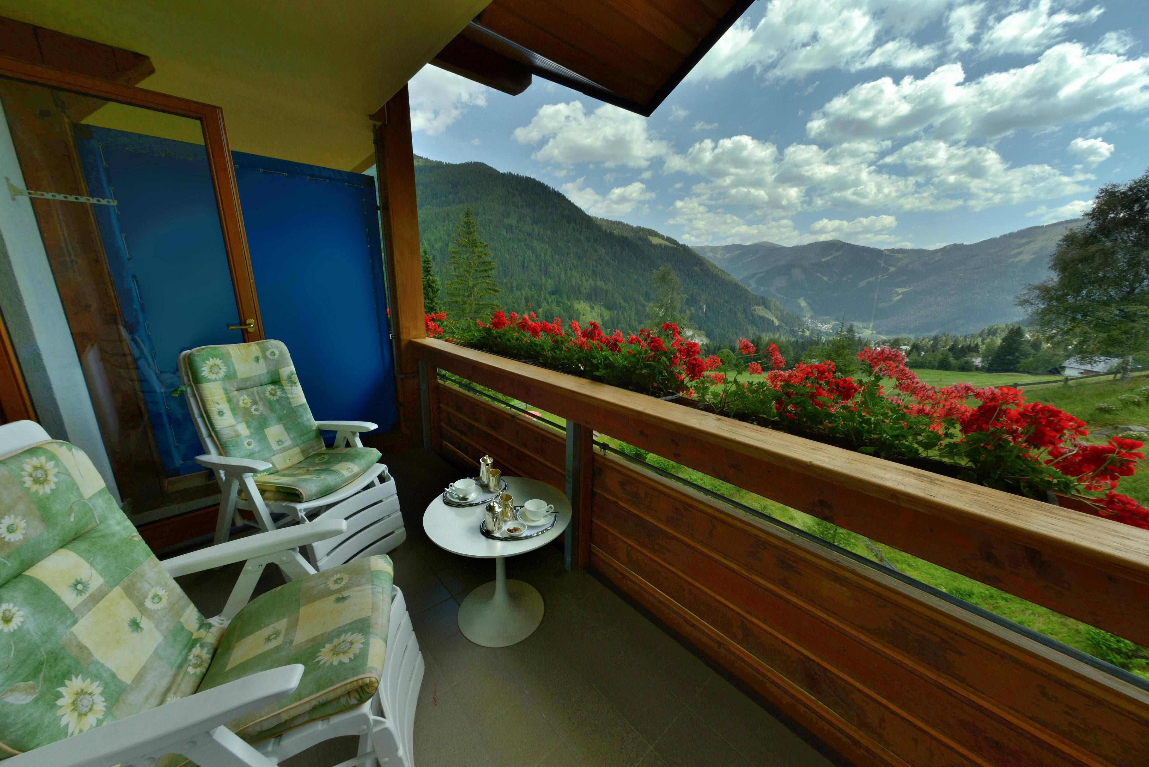junior suite, balcony, mountain view (sonnentau) | balcony view