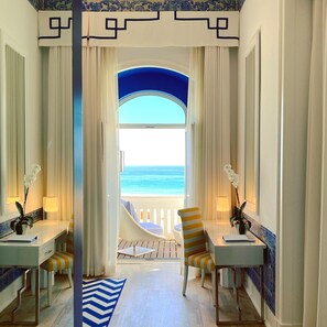 Junior Suite, Sea View | Select Comfort beds, minibar, in-room safe, individually decorated - Bela Vista Hotel & SPA - Relais & Châteaux (Portimão)