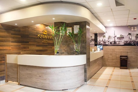 Recepción. Hotel Kamana
