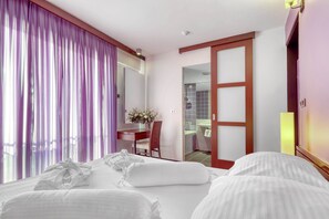 Basic Suite, Balcony (Sea View)