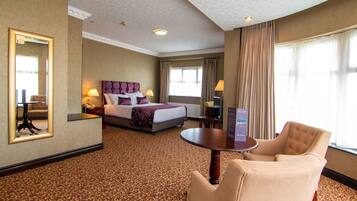 In-room safe, desk, iron/ironing board, free WiFi