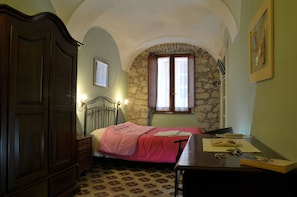 Traditional Double Room | Frette Italian sheets, premium bedding, down duvets