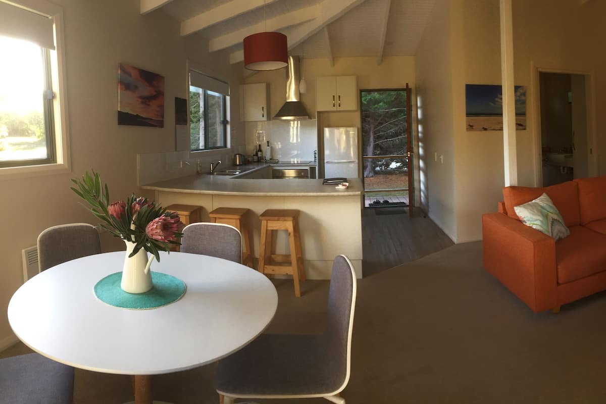 Deluxe Cottage, 2 Bedrooms, Accessible, Garden View