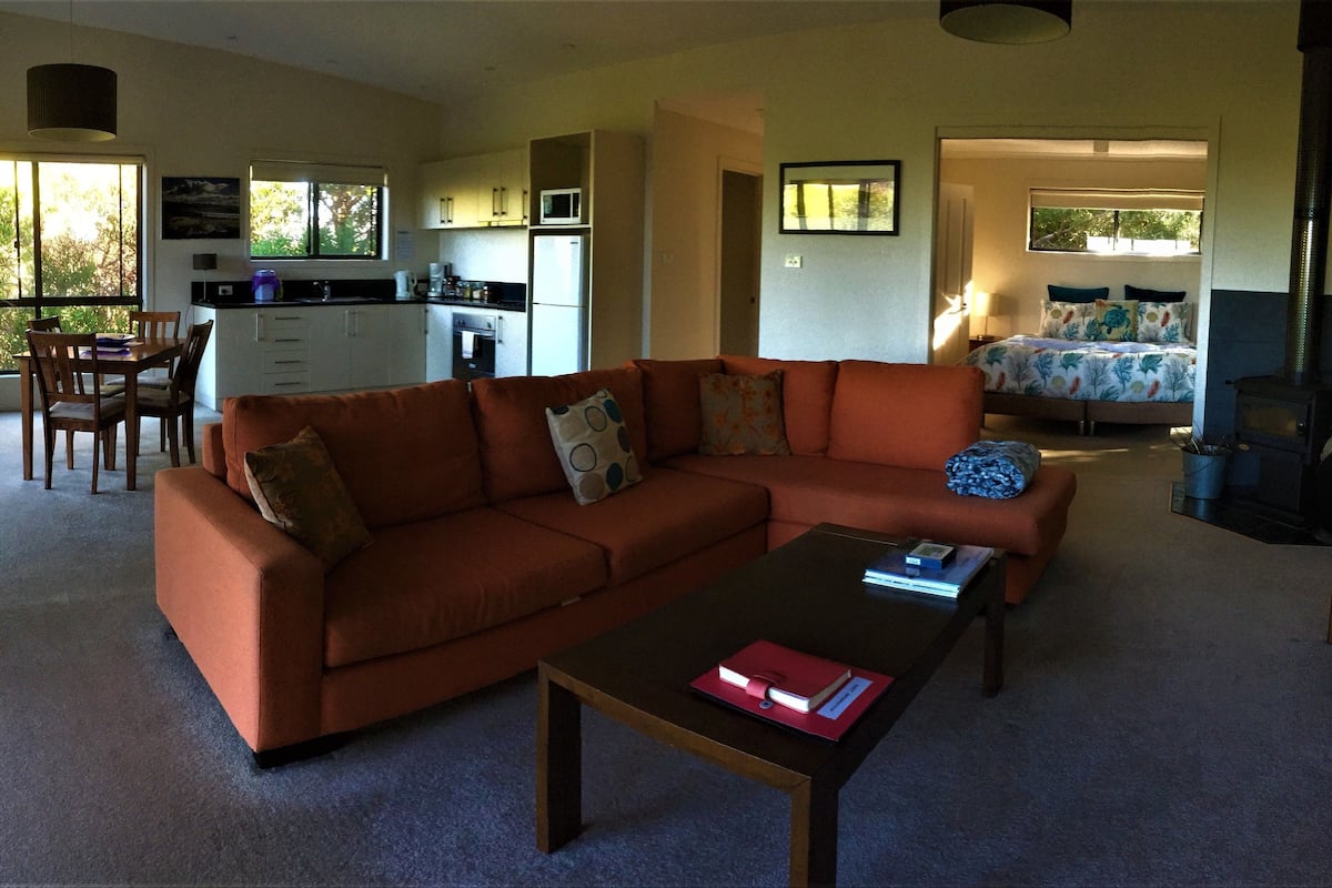 Standard Suite, 1 Bedroom, Non Smoking, Kitchen (The Ocean View Cottage)