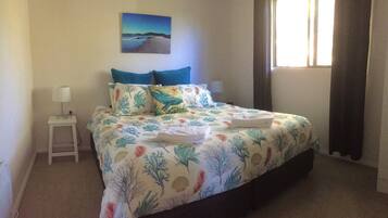 Deluxe Cottage, 2 Bedrooms, Accessible, Garden View | Premium bedding, pillow-top beds, minibar, iron/ironing board