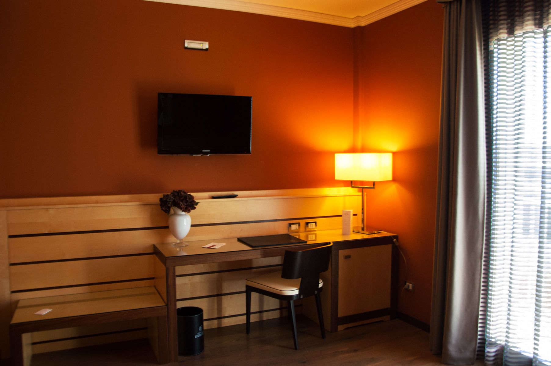 business single room | room amenity