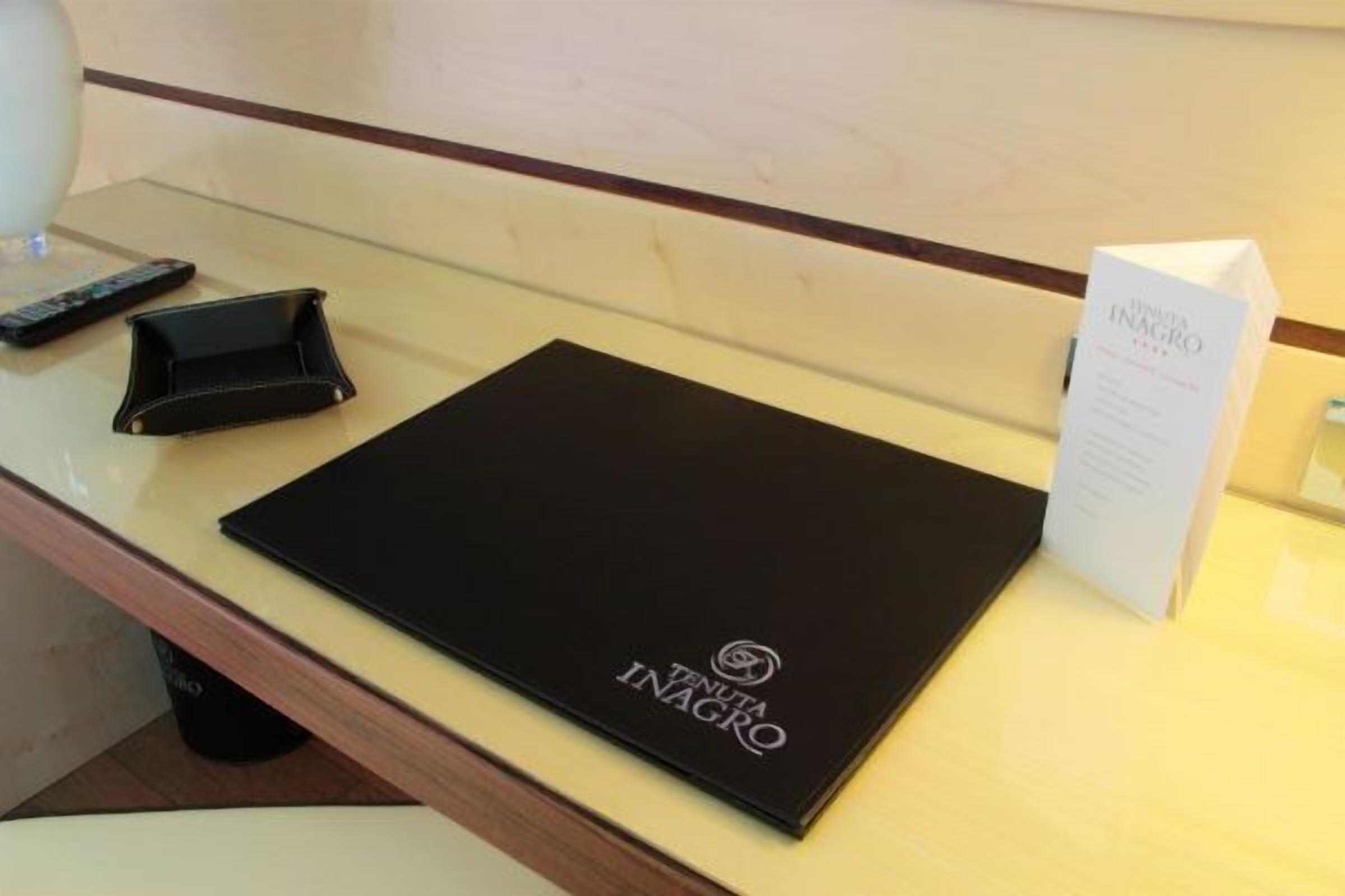 classic double room | room amenity