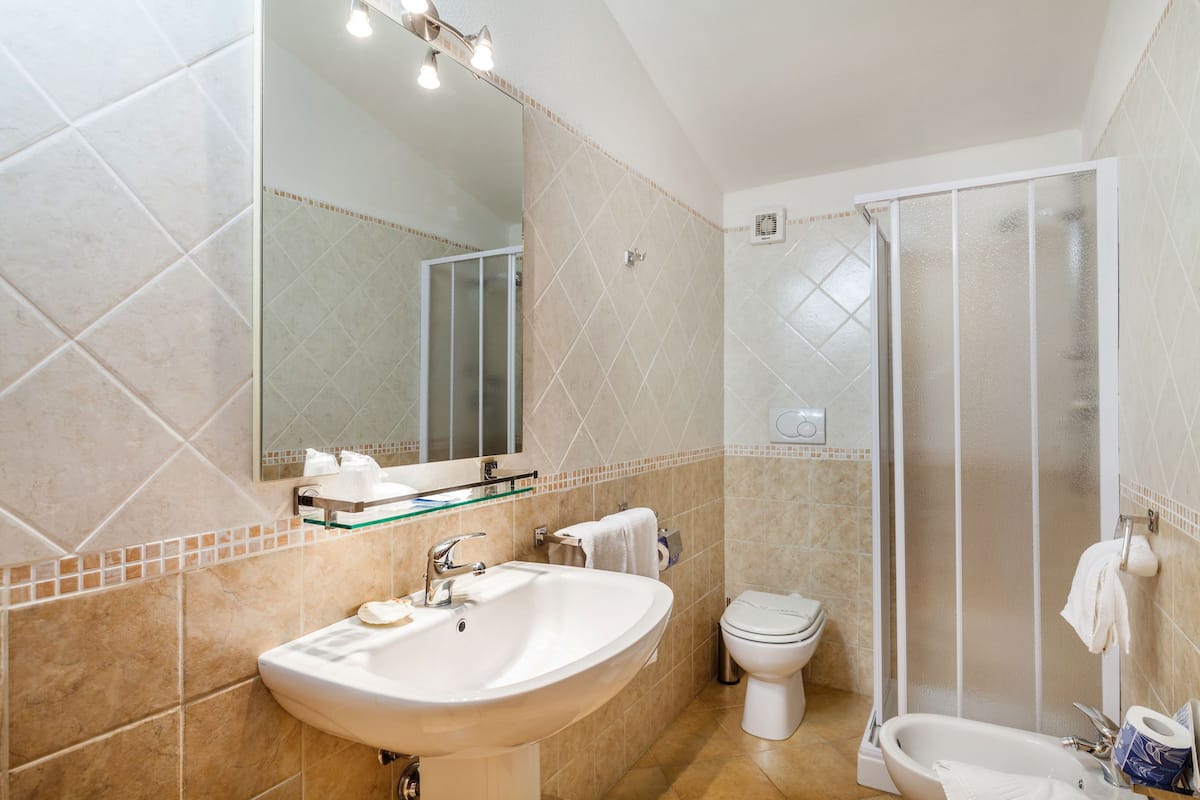 minibar, in-room safe, desk, cots/infant beds