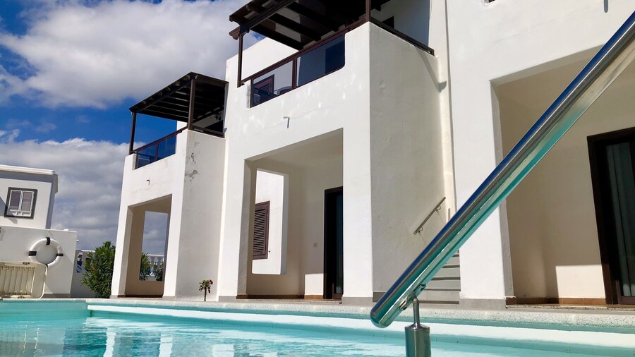 Apartamentos La Laguneta