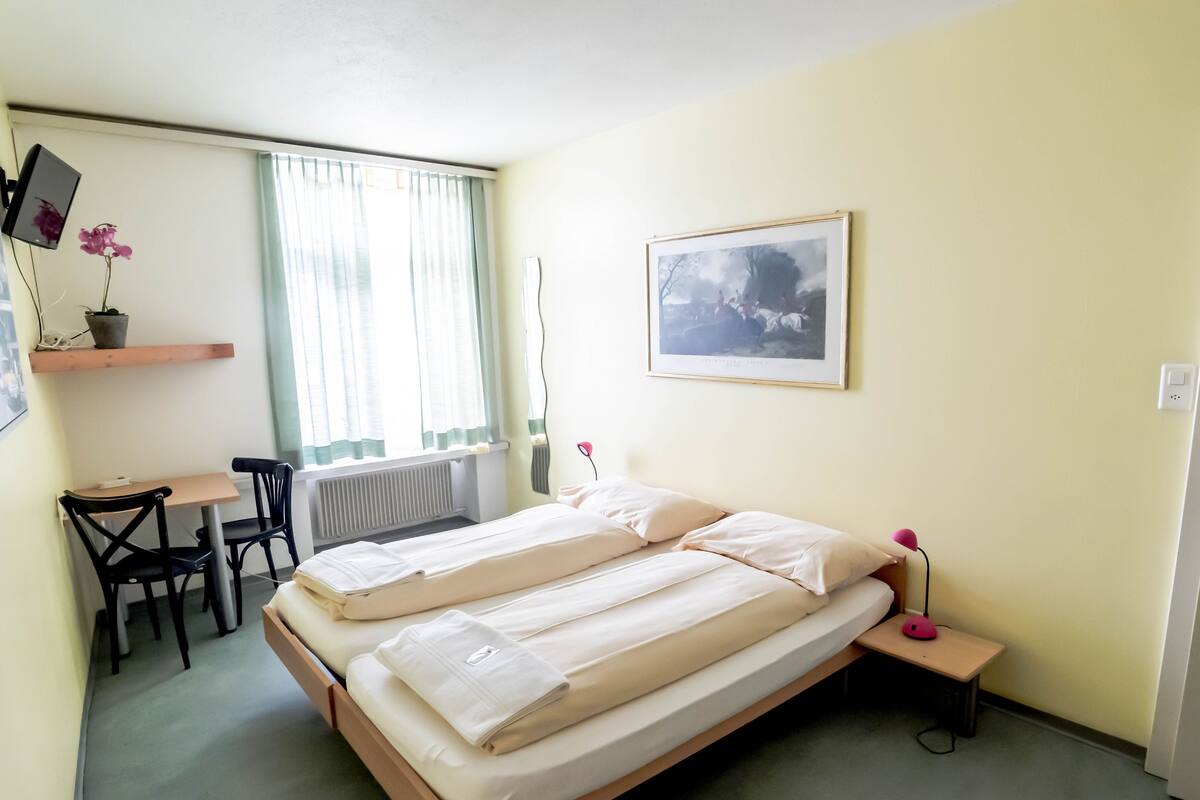 Iron/ironing board (on request), rollaway beds (surcharge), WiFi (free)
