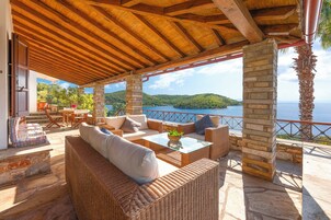 Villa - 3 sovrum (Heated Pool) | Balkong