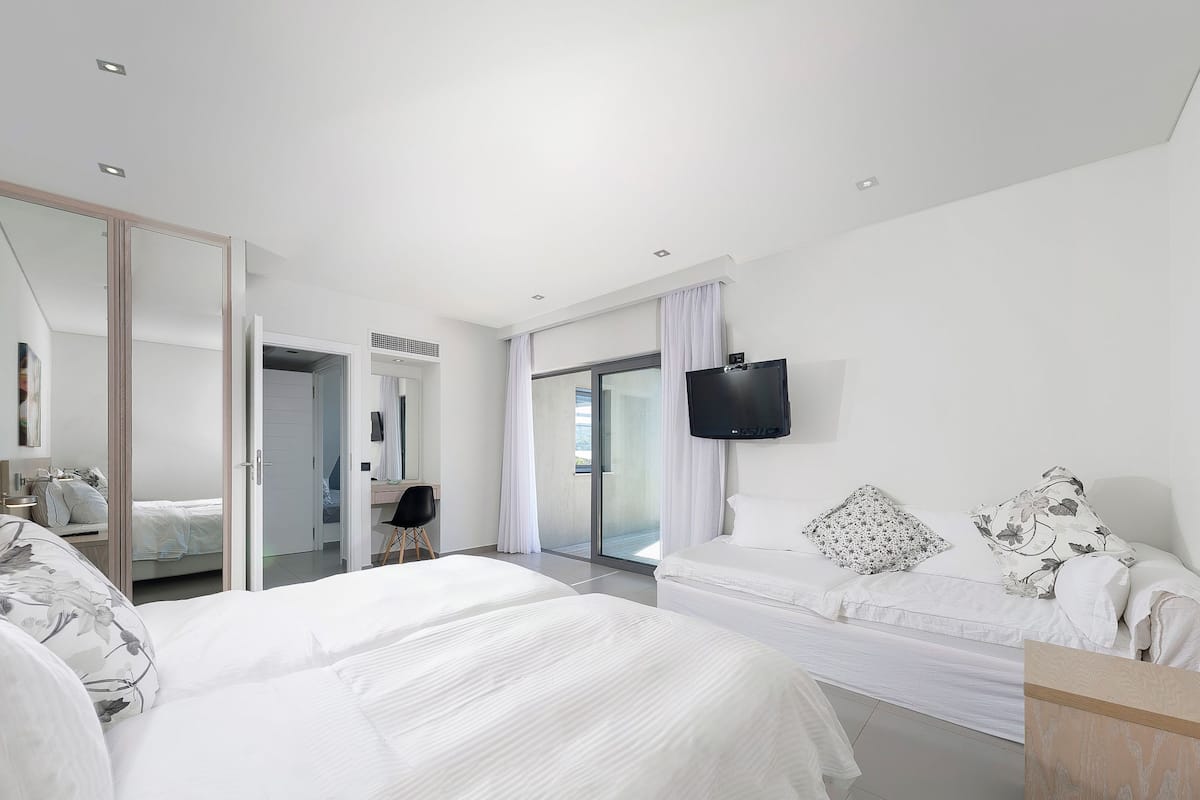 in-room safe, desk, blackout curtains, soundproofing