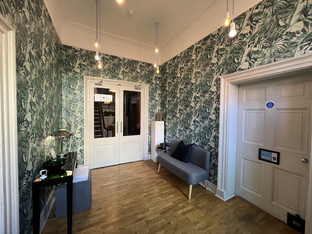 Manorhaus Ruthin by null