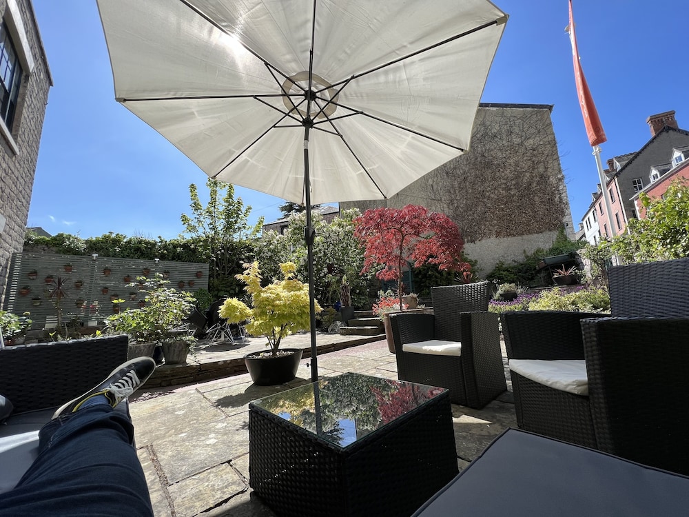 Manorhaus Ruthin by null