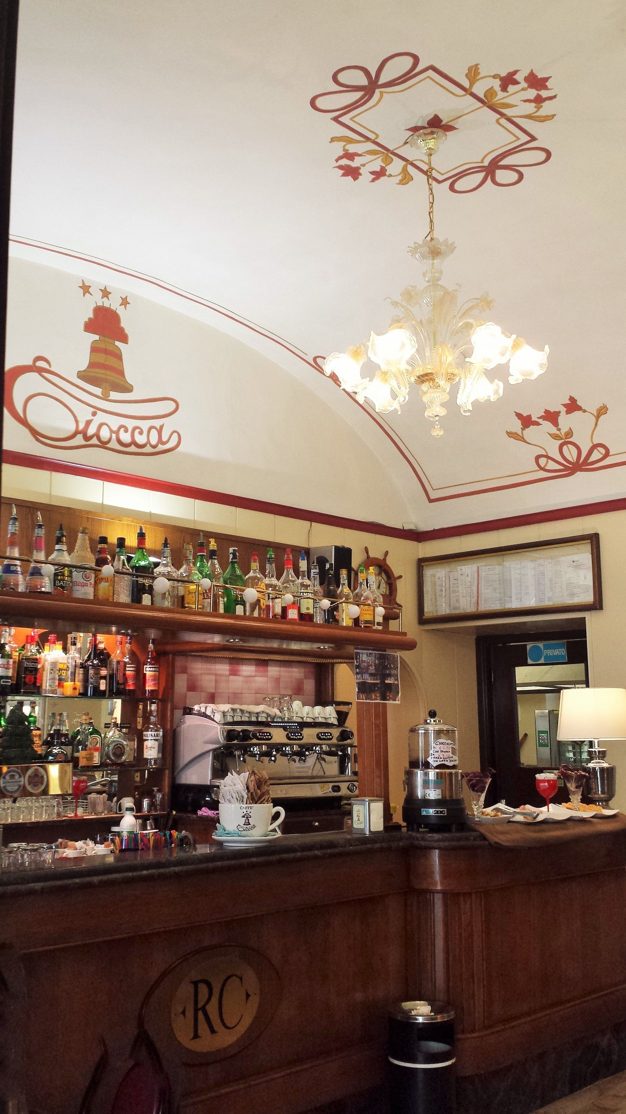 Bar (in der Unterkunft)