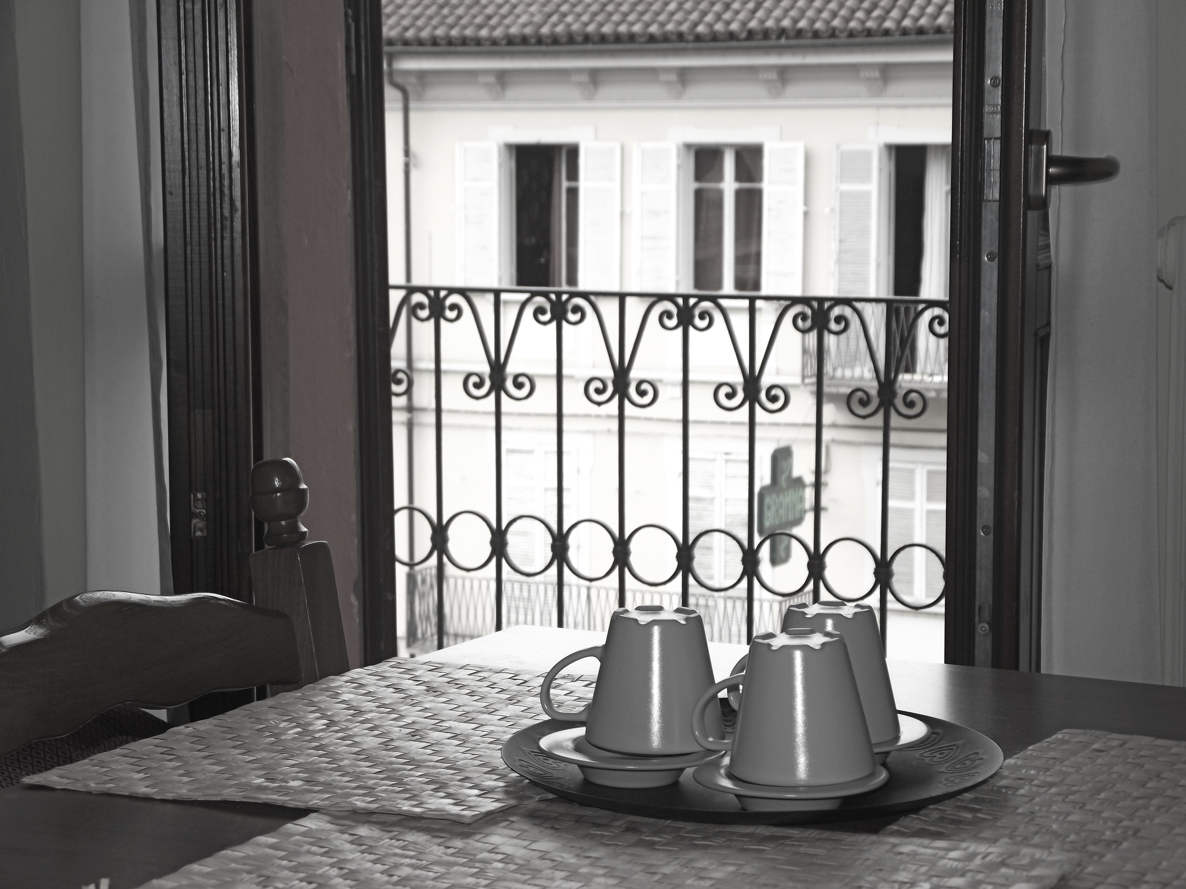 studio (3 pax) | private kitchenette