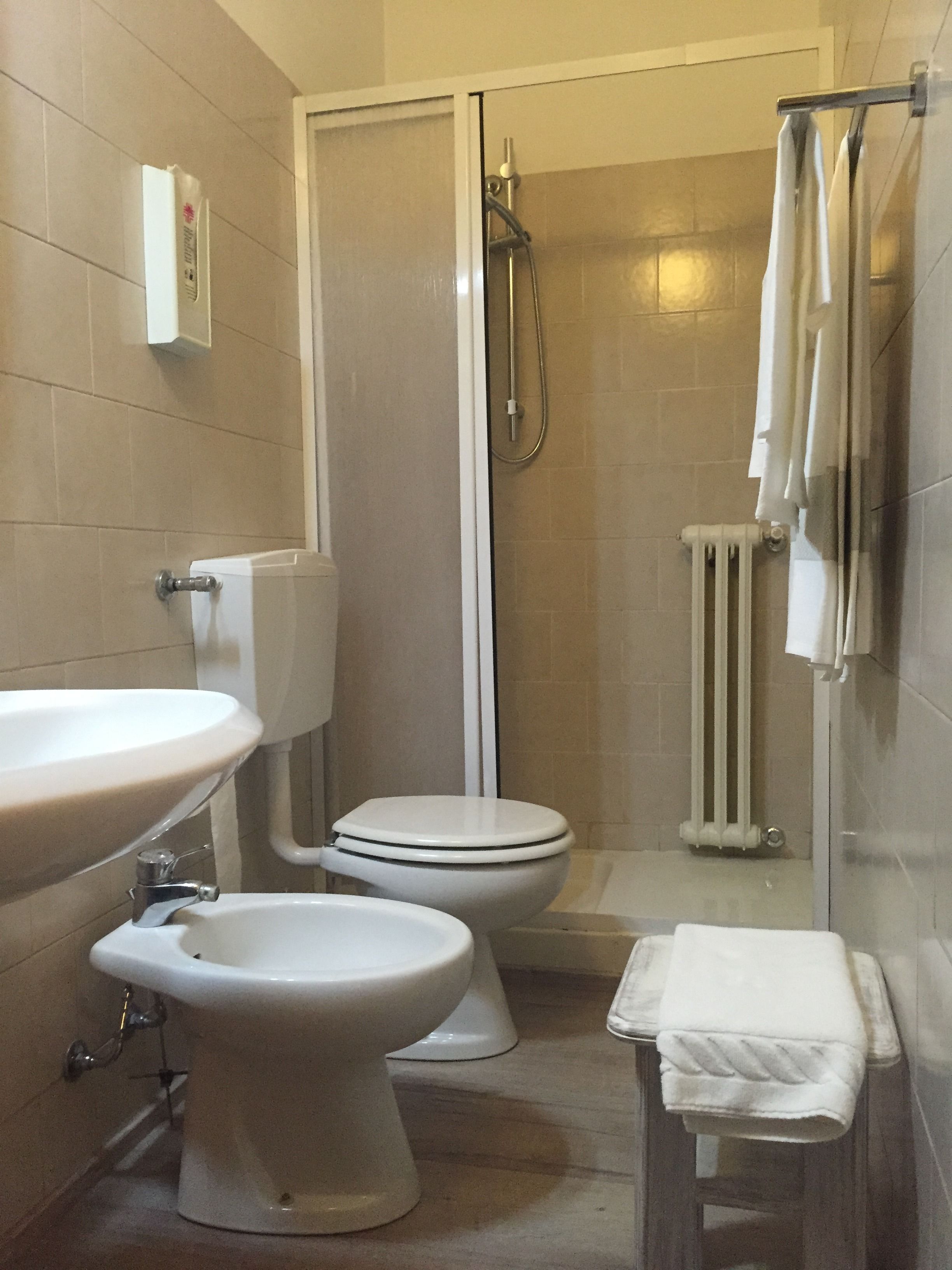 double room | bathroom | free toiletries, hair dryer, towels