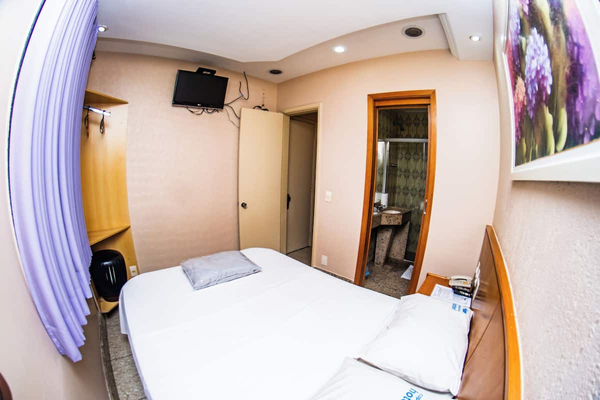 Apartamento Standard Single | WiFi (free), bed sheets