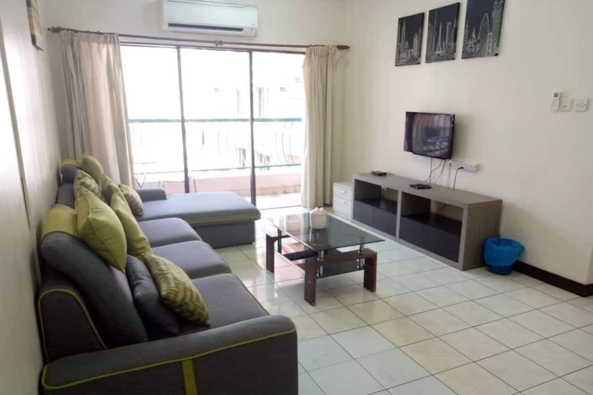 Apartment, 3 Bedrooms, Pool View