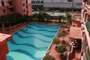 Appartement, 3 chambres, vue piscine | Vue de la chambre