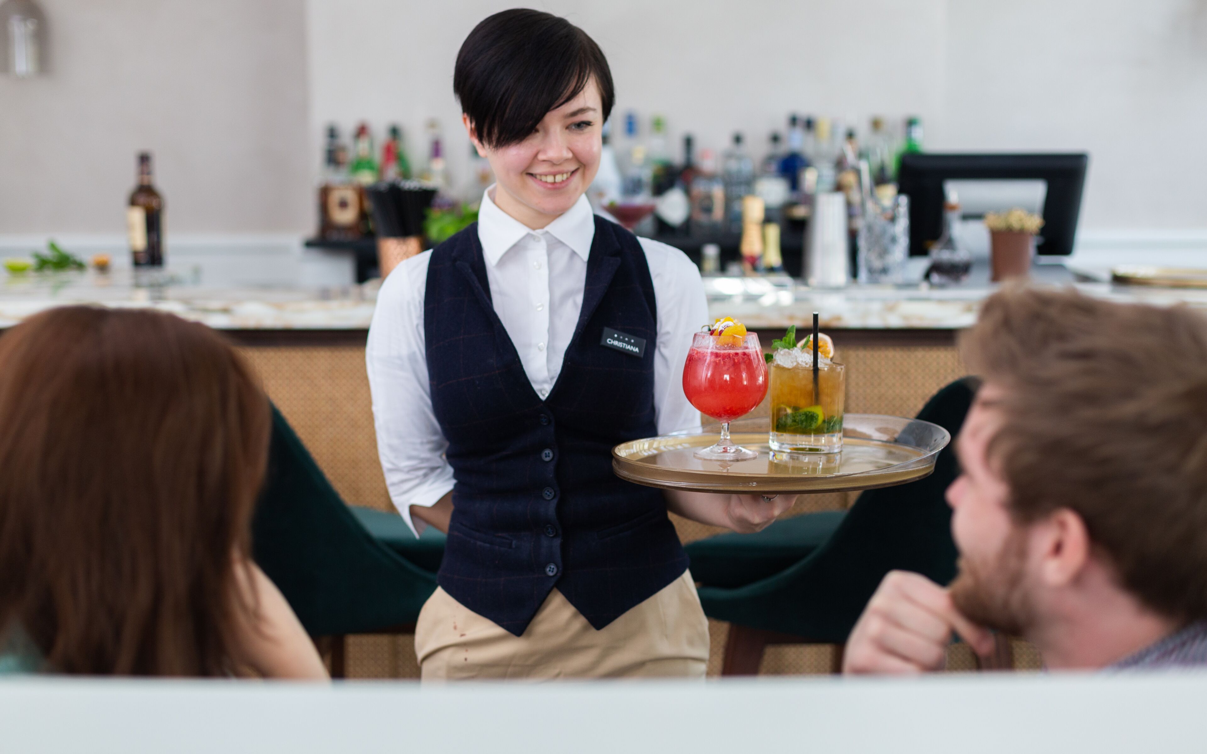 อาหารและเครื่องดื่ม