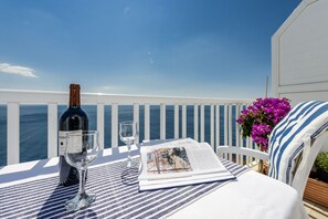 Leilighet, balkong, sjøutsikt (4 persons) | Balkong