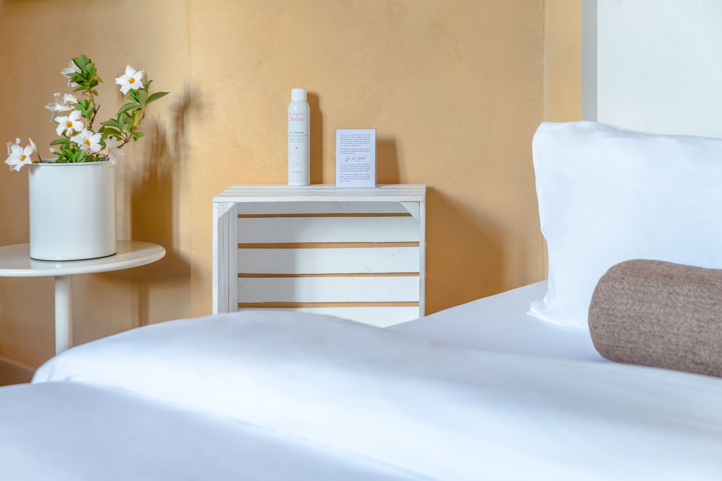 superior double room (cocagne ciel) | bathroom | free toiletries, hair dryer, towels