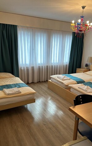 Double Room | Desk, iron/ironing board, free WiFi, bed sheets - Hotel & Backpackers Zak (Neuhausen am Rheinfall)