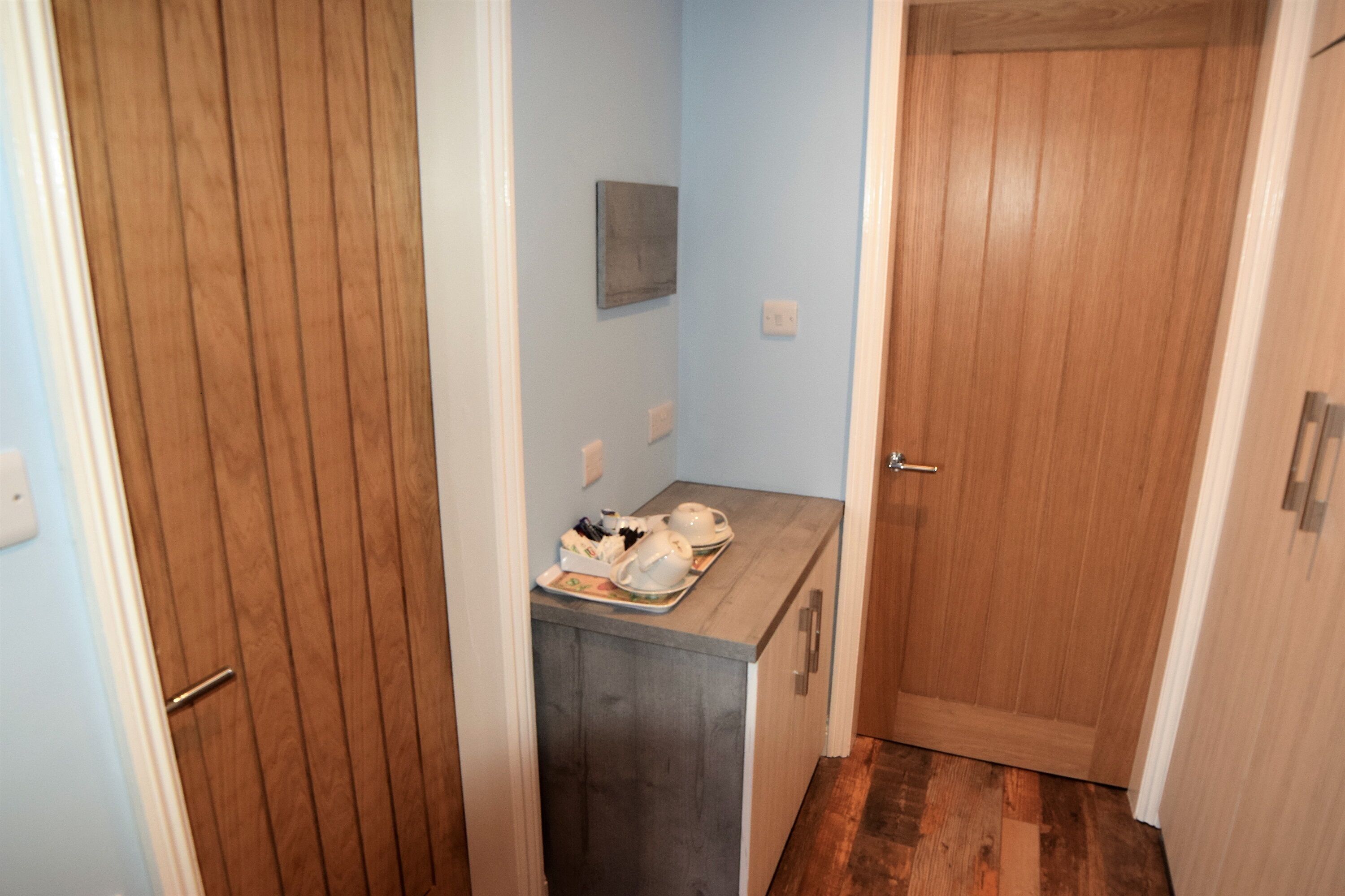 ground floor suite with spa bath | premium bedding, in-room safe, desk, soundproofing