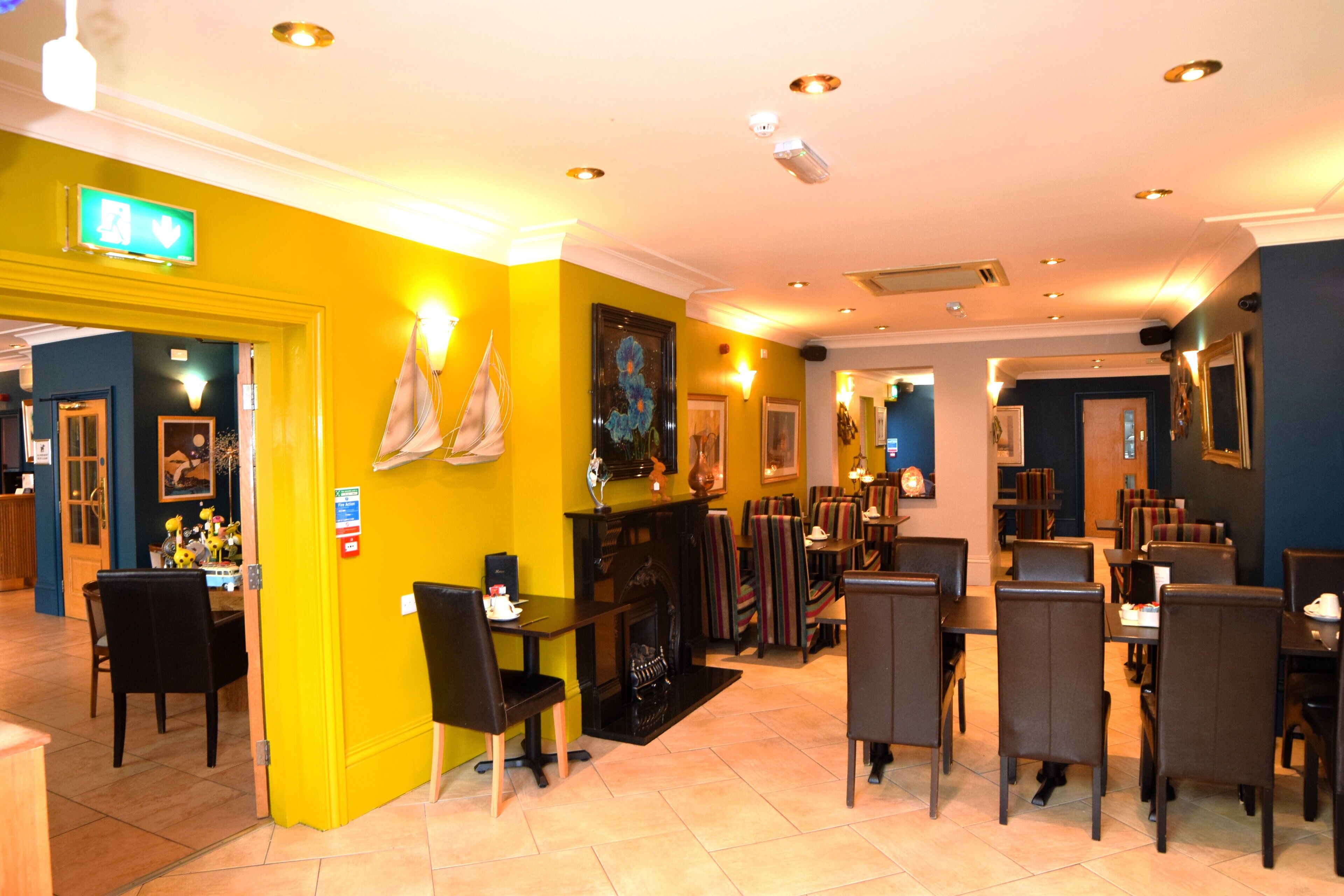 daily english breakfast (gbp 7.50 per person)