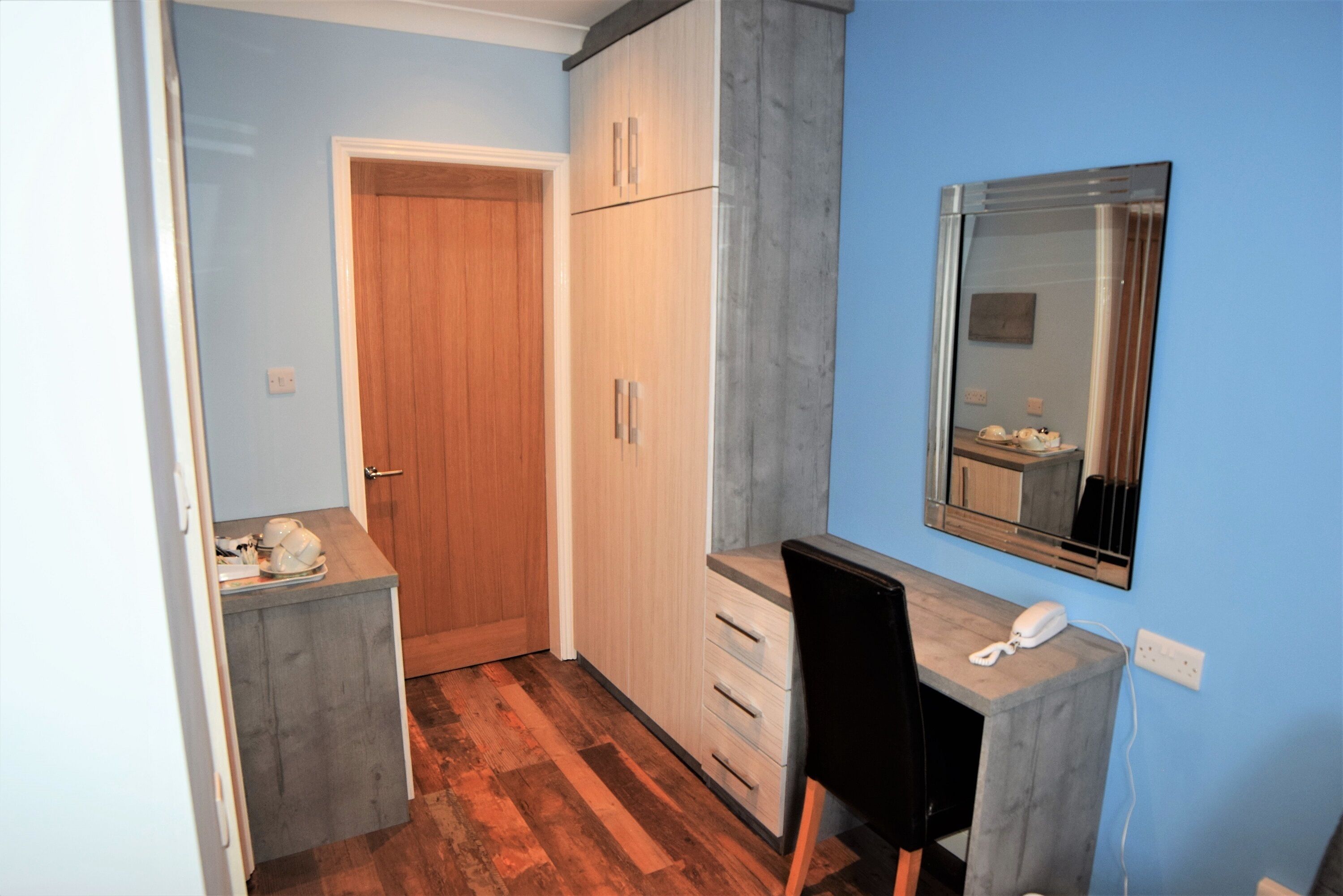 ground floor suite with spa bath | premium bedding, in-room safe, desk, soundproofing