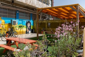 Courtyard view - Abraham Jerusalem  (Jerusalem)