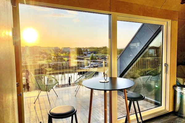 Panoramic Suite, Balcony | Premium bedding, soundproofing, iron/ironing board, cribs/infant beds