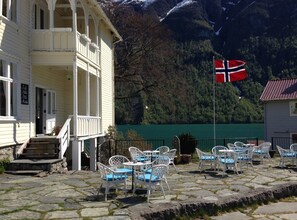Terrace/patio - Hotel Mundal (Sogndal)